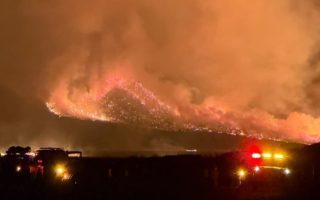 Seluruh Akses Masuk Gunung Bromo Ditutup Total Imbas Kebakaran yang Makin Meluas
