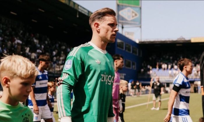 Sudah Unggul, Ter Stegen Kebobolan 2 Gol! Ajax Kehilangan 2 Poin Bisa Jadi Kesempatan Maarten Paes Rebut Kiper Utama