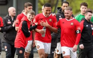 Belum Dilirik John Herdman, Bek Keturunan Indonesia Kelahiran Manchester Cetak Hattrick di Liga Wales