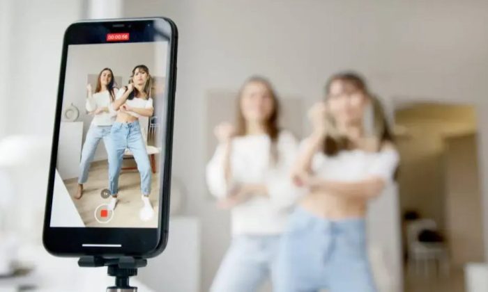 Nggak Harus Beli Baru! Ini Cara Memilih HP Bekas untuk Rekam Video, Edit Konten, hingga Live Streaming