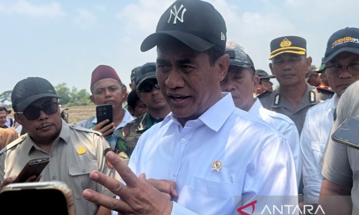 Mentan Amran ubah regulasi agar buruh tani dapat bantun alsintan