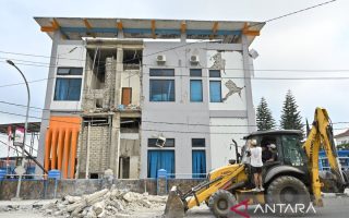 Menko PM pastikan keselamatan warga prioritas penanganan gempa NTT