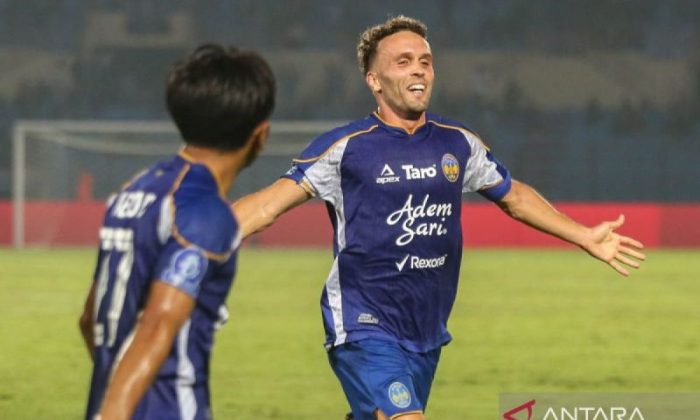 Van Gastel soroti fisik pemain PSIM setelah uji coba lawan UAD FC