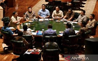 Minggu malam, Presiden ratas bahas karhutla dan bencana di NTT