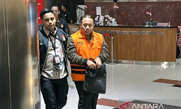 KPK sebut tersangka penerimaan maba Unsoed juga jual kursi FPIK dan FH