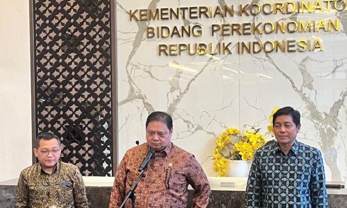 Airlangga: Bantuan pangan hingga diskon transportasi dilanjutkan
