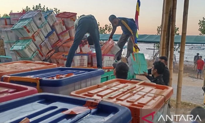 BNPB salurkan bantuan bagi masyarakat lewat jalur laut dan udara