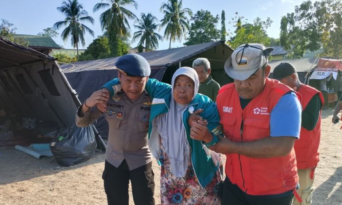 PMI layani ratusan warga selama lima hari pascagempa NTT