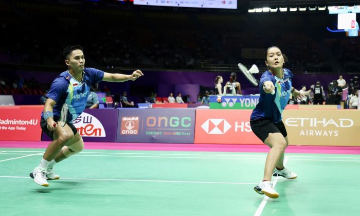 Amri/Nita tumbangkan juara All England untuk ke perempat final