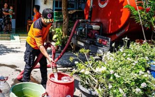 Pemkab Gunungkidul menyalurkan 37 tangki air bersih ke Rongkop