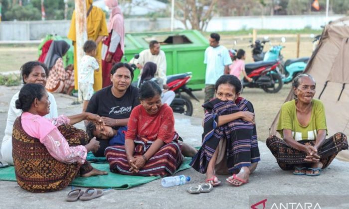 Prabowo pastikan penanganan maksimal bagi korban gempa NTT
