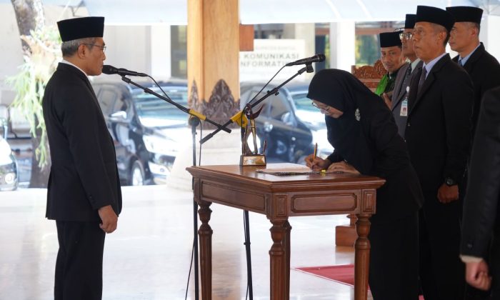 Pemkab Bantul rotasi tujuh pejabat untuk penyegaran organisasi