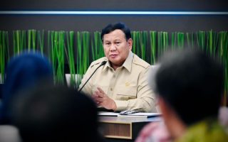 Prabowo tegaskan hormat kepada pakar