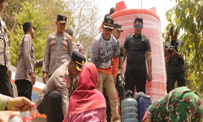 Forkopimda Kulon Progo salurkan air bersih ke perbukitan Menoreh