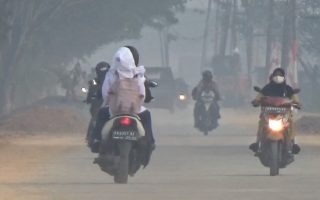 Kabut Asap Karhutla Kalimantan Makin Parah, Malaysia Tetapkan Status Darurat di Sarawak