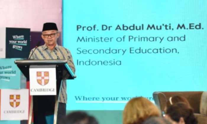 Menteri Abdul Mu'ti Dorong Pembelajaran Siswa SMK Tak Berhenti Saat PKL