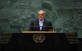Presiden Iran Tegaskan Tak Akan Menyerah pada Tekanan AS, Soroti Ketidakadilan terhadap Negaranya