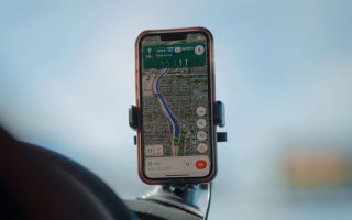 5 HP Tahan Air Hujan untuk Ojek Online, Fitur Canggih dan Harga Terjangkau