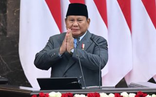 Imbauan Lengkap Prabowo ke Warga soal Erupsi Gunung Anak Krakatau