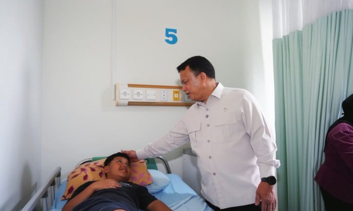 BGN Tak Kasih Ampun 172 SPPG di Pati Imbas Puluhan Siswa Keracunan MBG