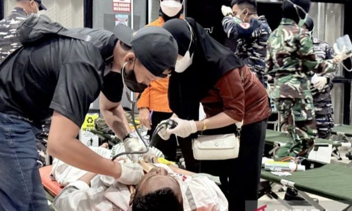 Gubernur Kalsel Perintahkan Rumah Sakit Prioritaskan Korban KM Virgo Transport 8