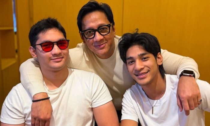 Tangis Andre Taulany Pecah di Resepsi, Ada Pesan Khusus untuk Ketiga Anaknya