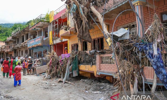 Korban meninggal banjir Nepal capai 1.355 orang