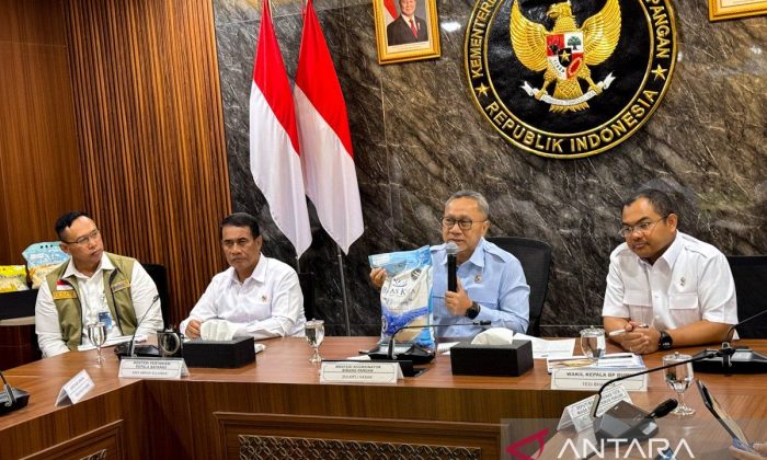Menko Pangan: Pemerintah ganti nama dan kemasan beras SPHP jadi "Beras Kita"