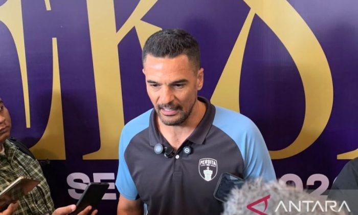 Carlos Pena pastikan Persita Tangerang siap hadapi PSIM Yogyakarta