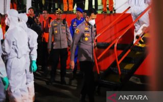 Polresta Banjarmasin mengamankan jalur evakuasi korban Virgo di Trisakti