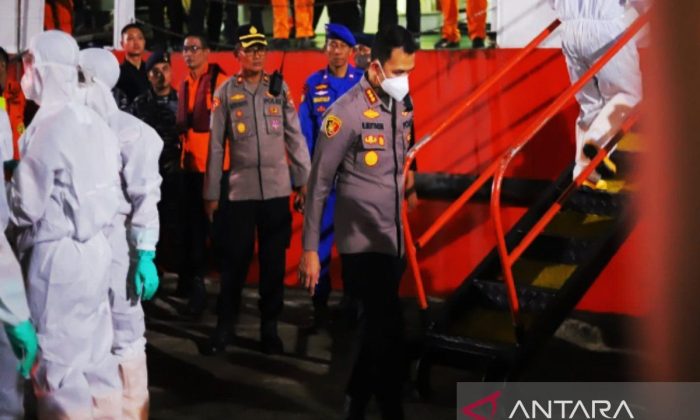 Polresta Banjarmasin mengamankan jalur evakuasi korban Virgo di Trisakti