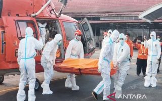 Basarnas evakuasi tujuh korban Kapal Virgo ke Lanud Sjamsudin Noor