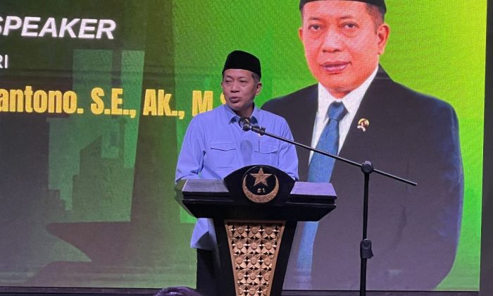 Menkop: Simpanan masyarakat di koperasi akan dijamin LPS