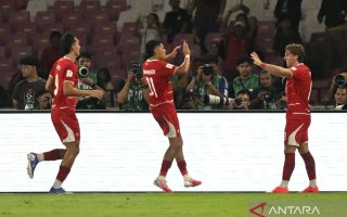 Oratmangoen membawa Indonesia ungguli Singapura 1-0 di babak pertama