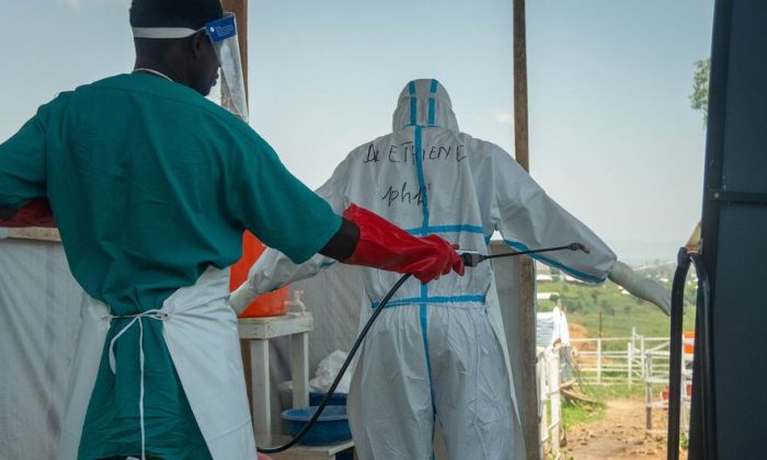 Ebola responders grapple with widening outbreak in DR Congo