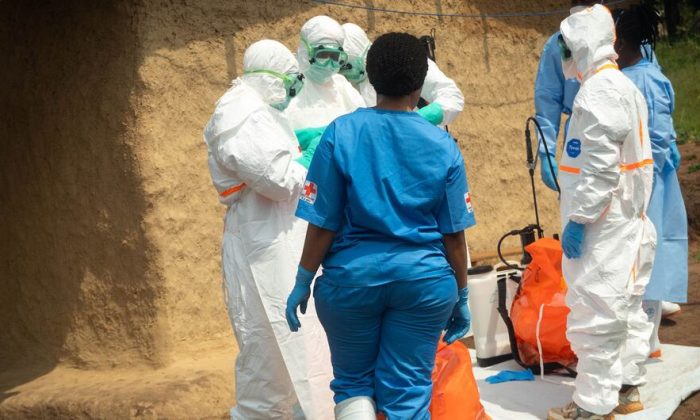 Response must outpace spread of Ebola: UN relief chief