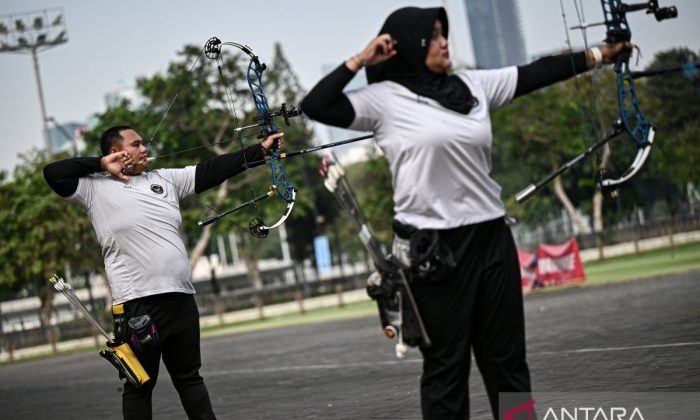 Compound campuran Indonesia jaga asa ke perempat final