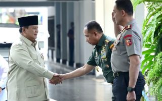 Prabowo tekankan kekompakan dan integritas perwira TNI-Polri