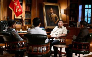 Bertemu Prabowo, Syahganda Diingatkan soal Komunikasi Sederhana hingga Terima Kritikan Masyarakat