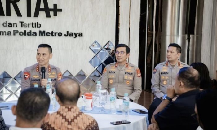 Komjen Dadang Hartanto Buka Nomor WhatsApp Pengaduan, Warga Bisa Laporkan Pelayanan Polisi