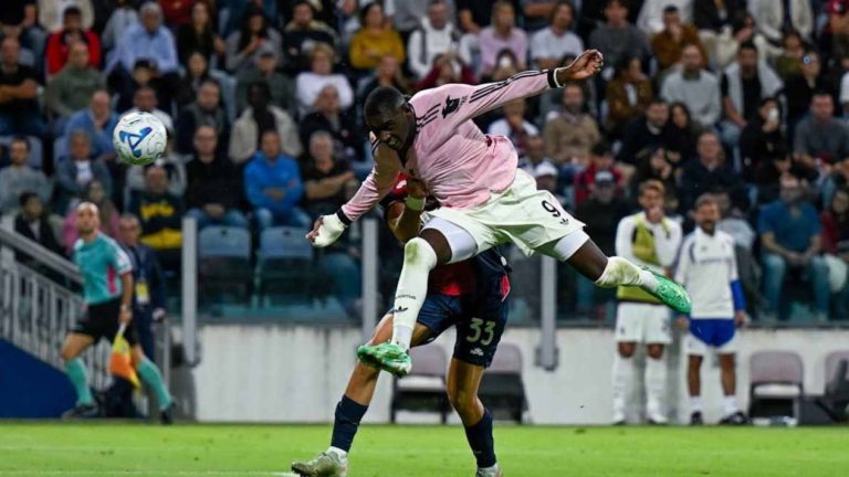 Hasil Juventus Vs Cagliari 1-1: Gol Kolo Muani Selamatkan Bianconeri dari Kekalahan